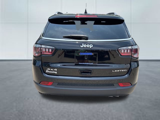 Used 2022 Jeep Compass Limited AWD/4WD image 3