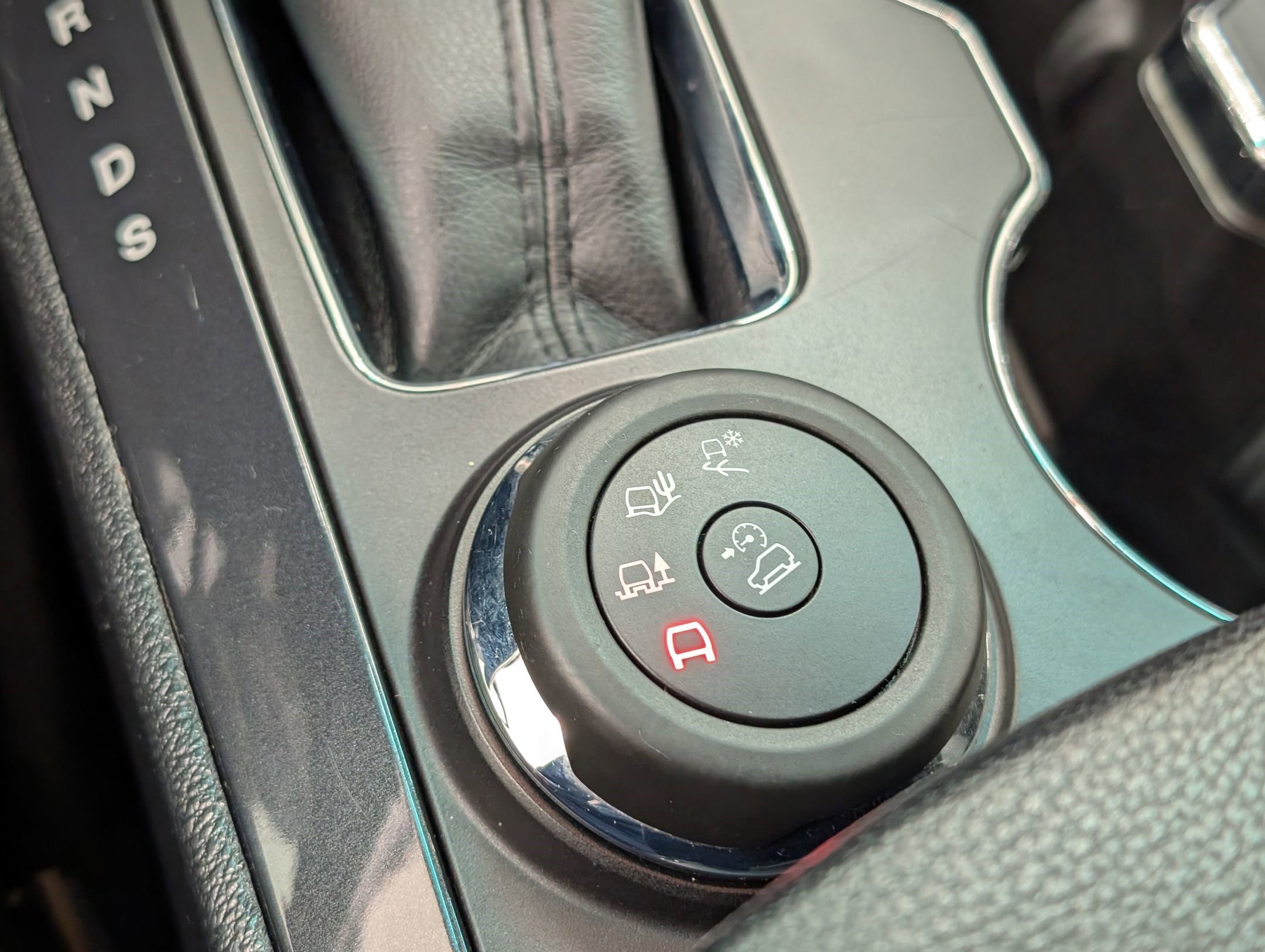 Used 2016 Ford Explorer Sport w/ Equipment Group 401A image 24