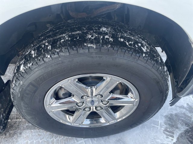 Used 2021 Ford F150 Lariat w/ Max Trailer Tow Package image 17