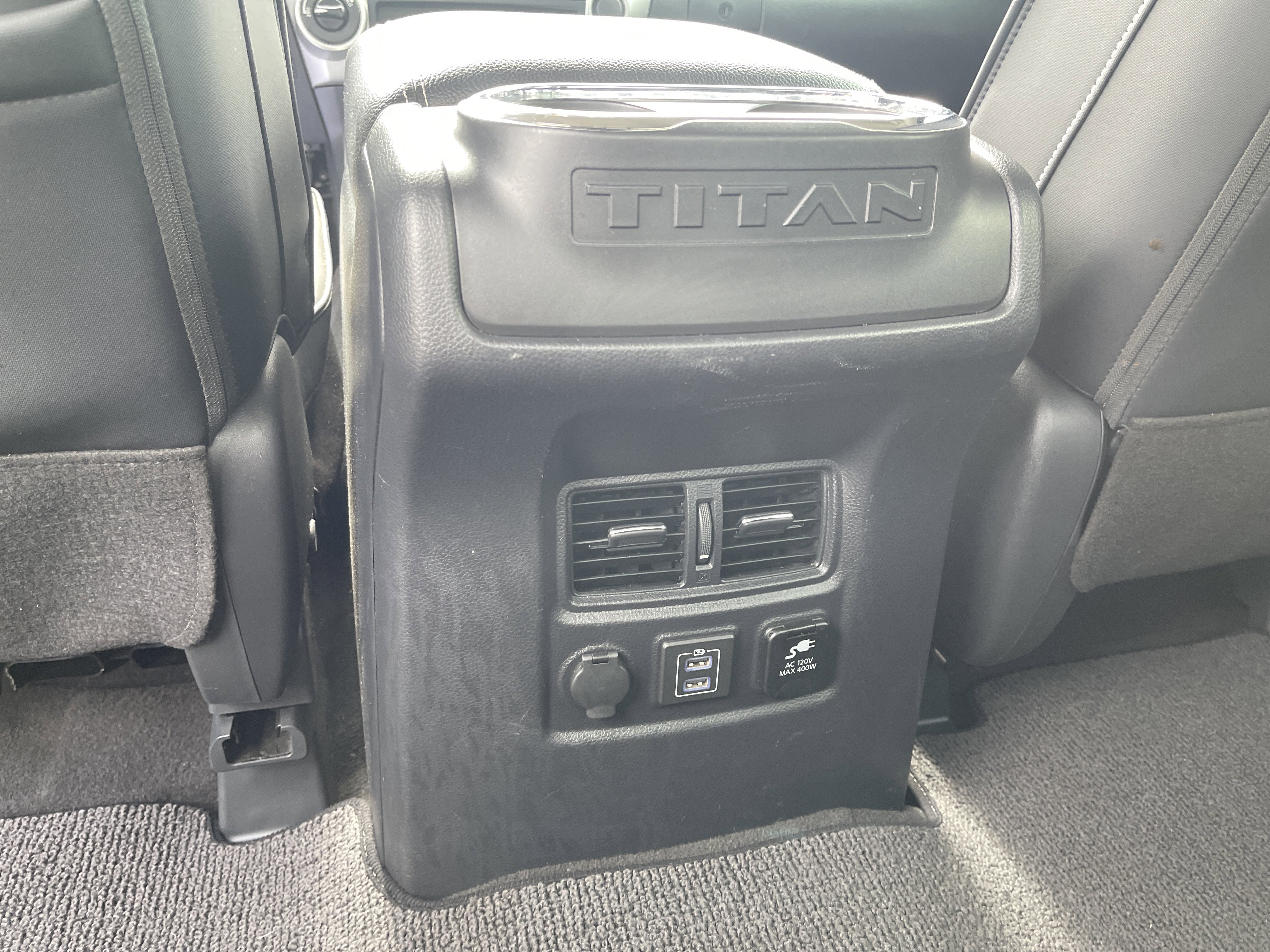 Used 2019 Nissan Titan PRO-4X AWD/4WD image 39