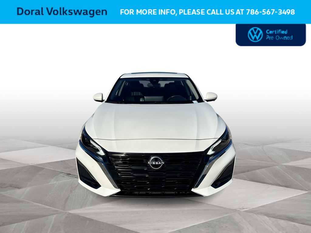 Used 2023 Nissan Altima 2.5 SL image 3