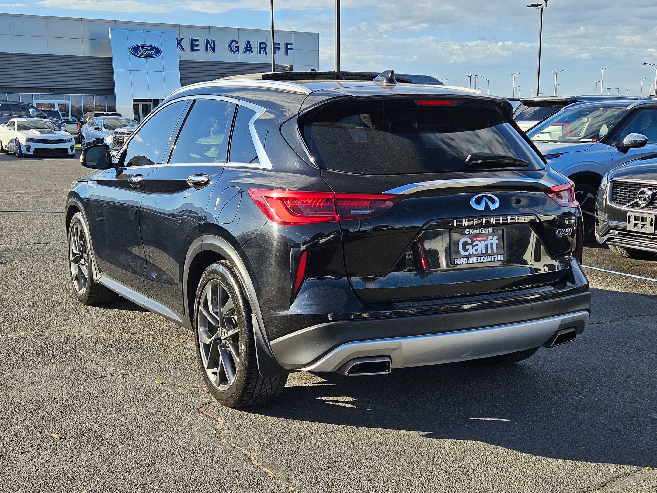Used 2019 INFINITI QX50 Essential w/ Sensory Package AWD/4WD image 8