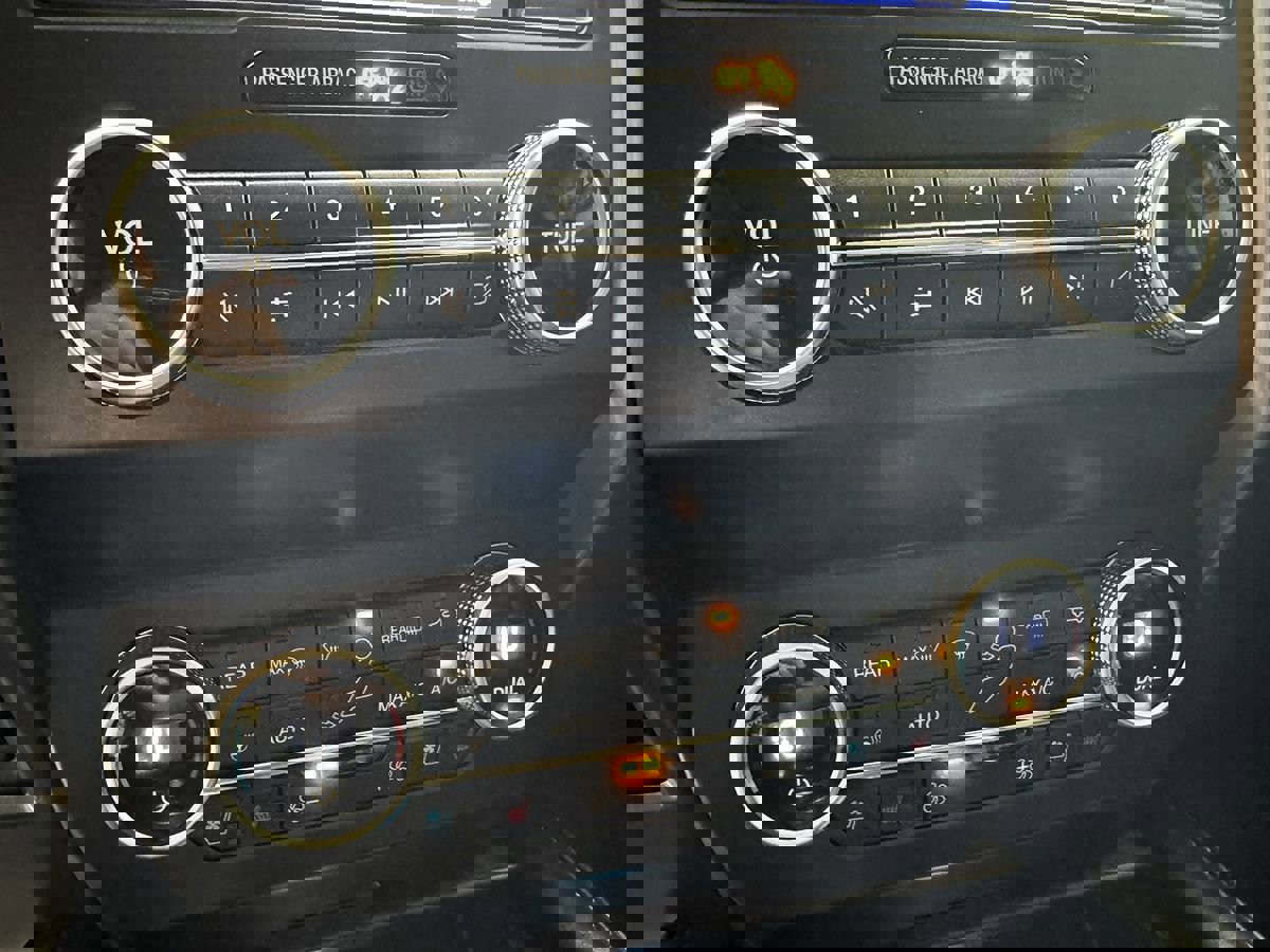 Used 2021 Ford Expedition Max Platinum image 30