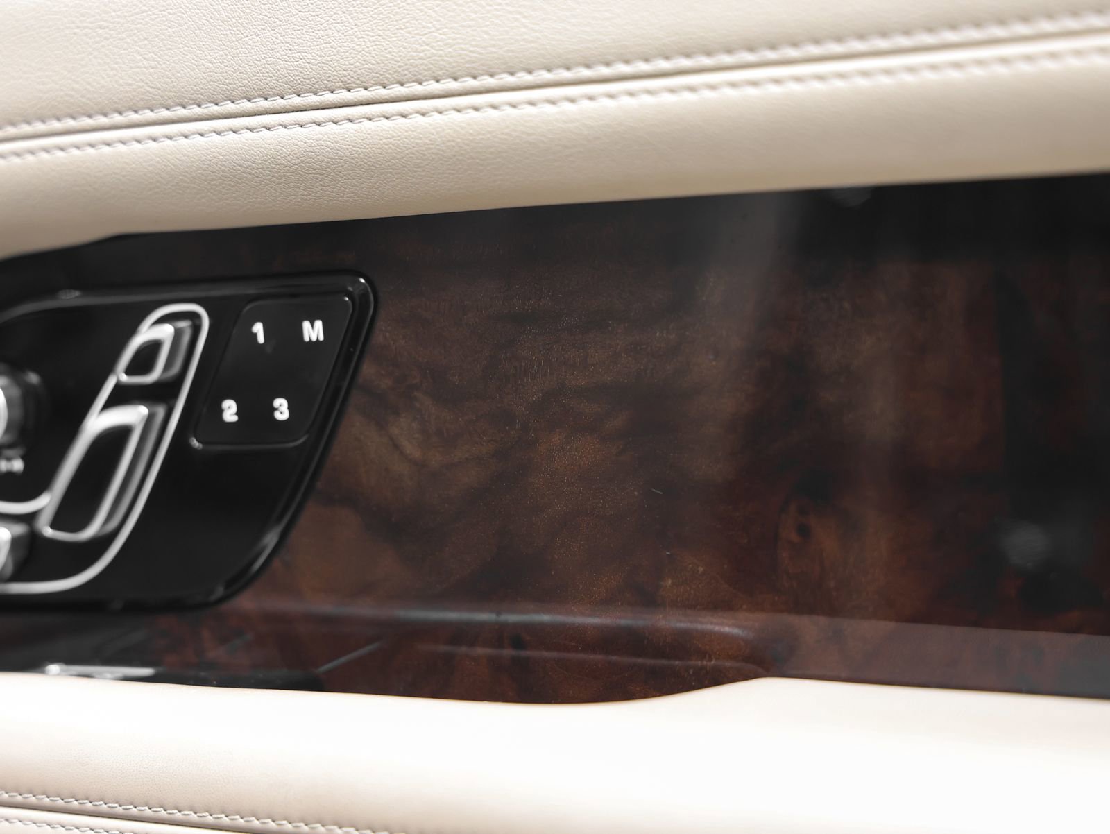 Used 2022 Land Rover Range Rover Westminster Edition AWD/4WD image 27