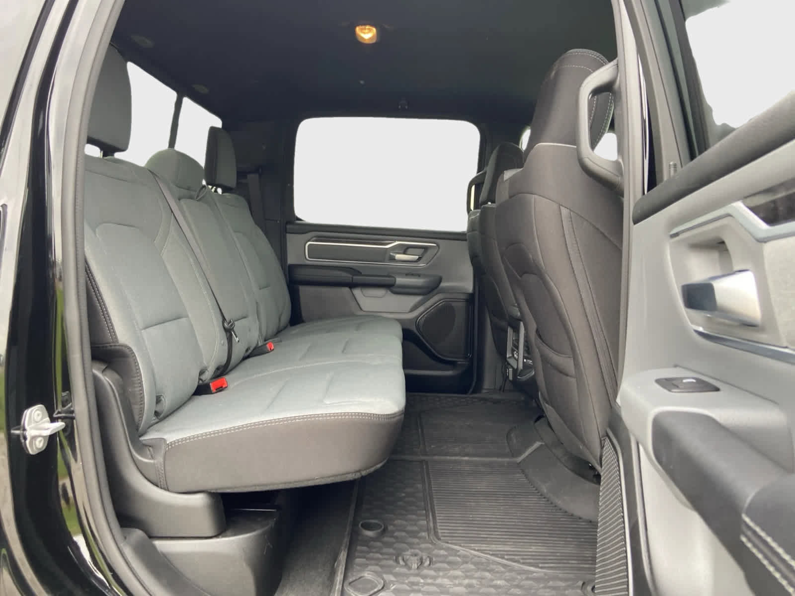 Used 2022 RAM 1500 Big Horn AWD/4WD image 15