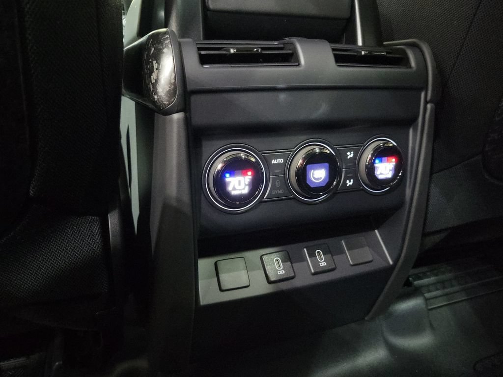New 2026 Land Rover Defender 110 OCTA AWD/4WD image 23