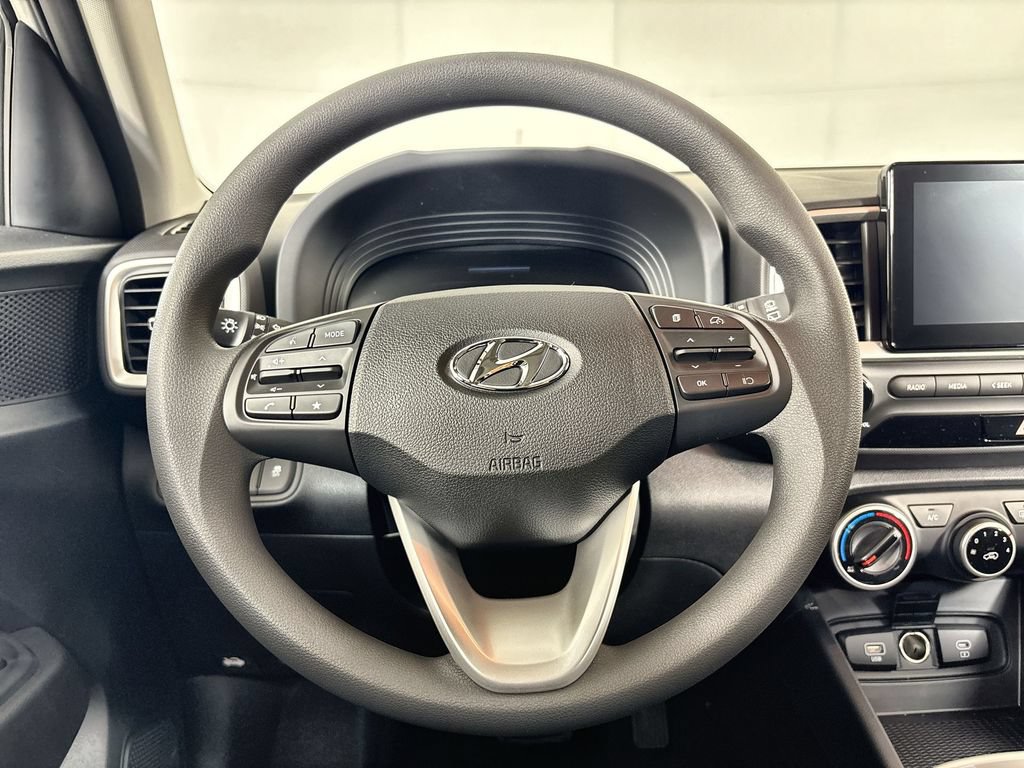 New 2026 Hyundai Venue SE FWD image 11
