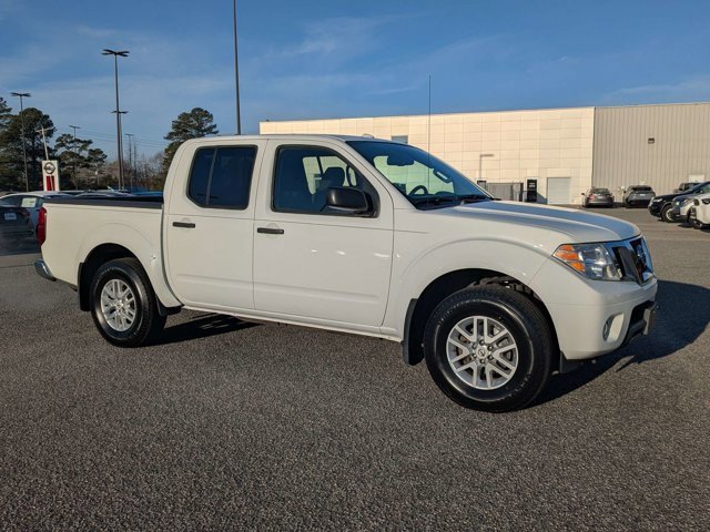 Used 2017 Nissan Frontier SV w/ SV Value Truck Package image 2