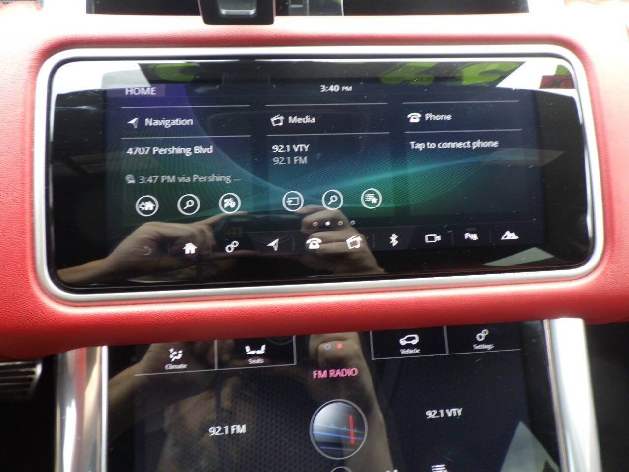 Used 2018 Land Rover Range Rover Sport SVR AWD/4WD image 27