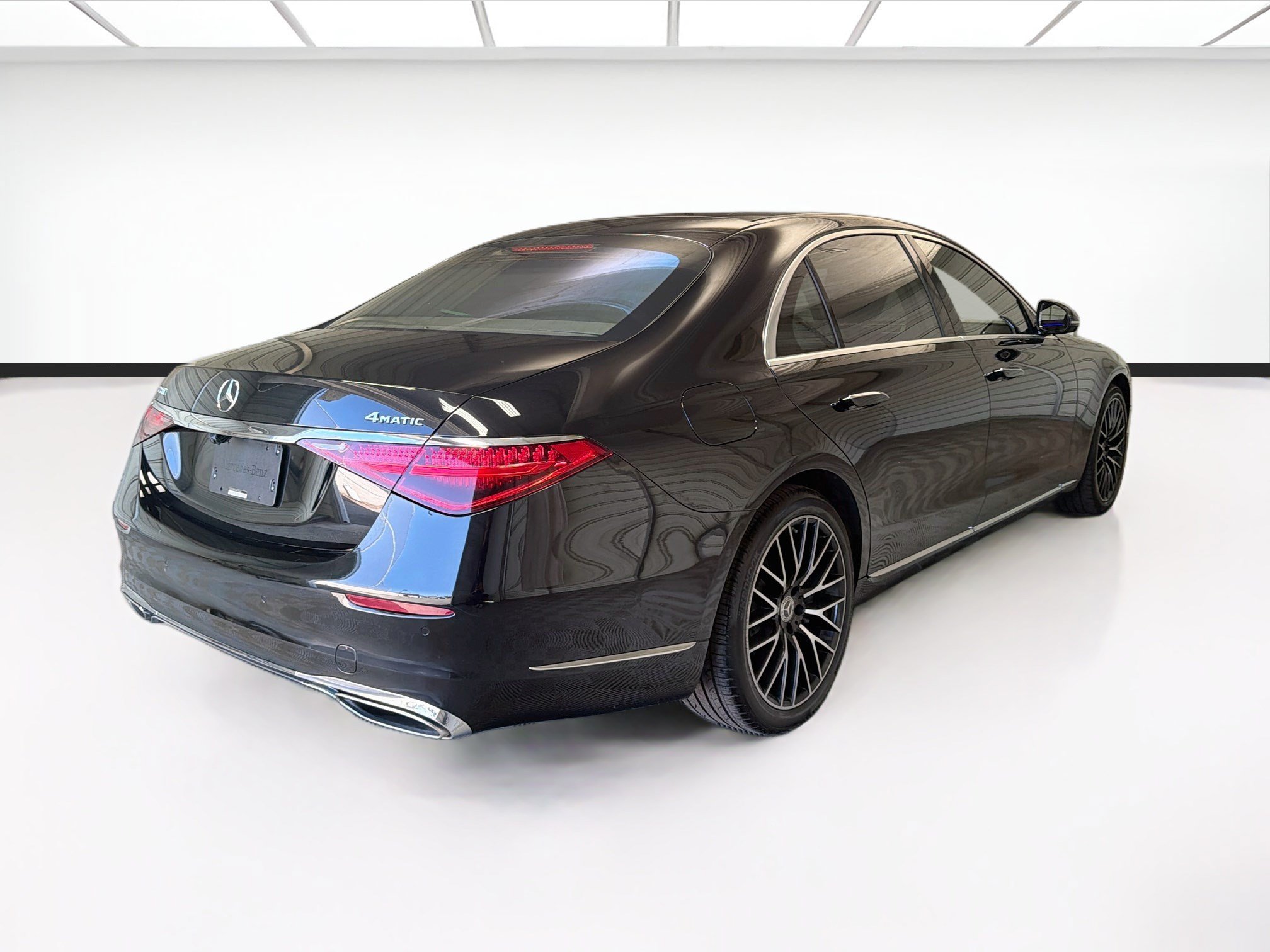 Used 2021 Mercedes-Benz S 580 4MATIC Sedan image 4