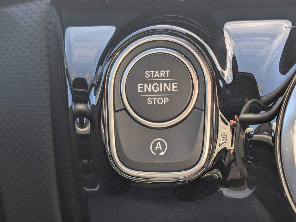 Certified 2025 Mercedes-Benz CLA 35 AMG 4MATIC image 27