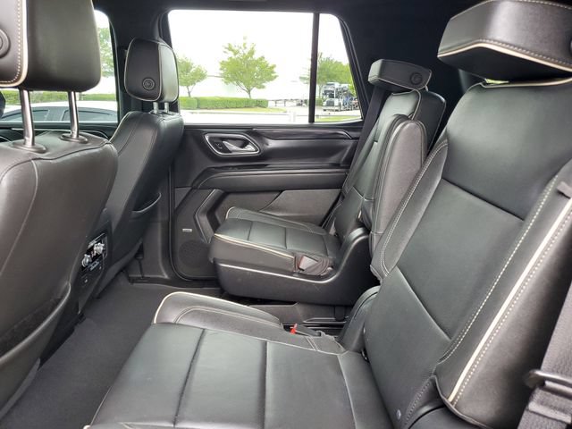 Used 2023 GMC Yukon SLT AWD/4WD image 11