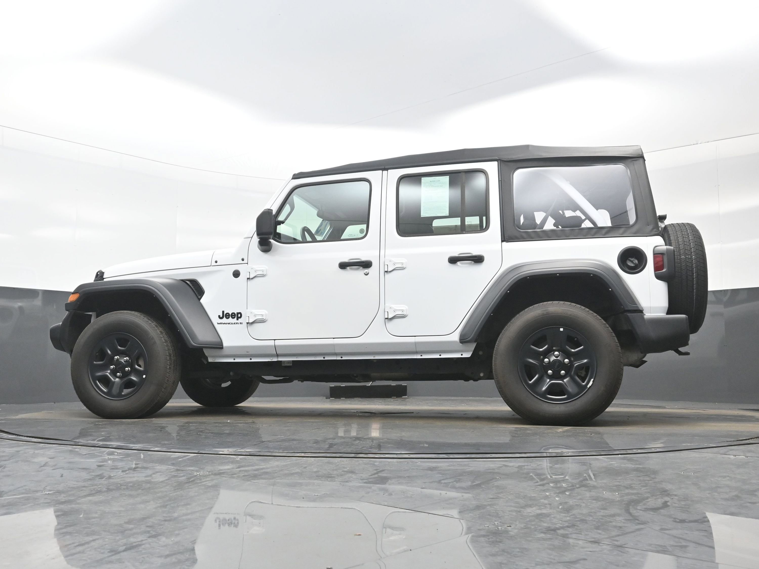Used 2023 Jeep Wrangler Unlimited Sport image 26