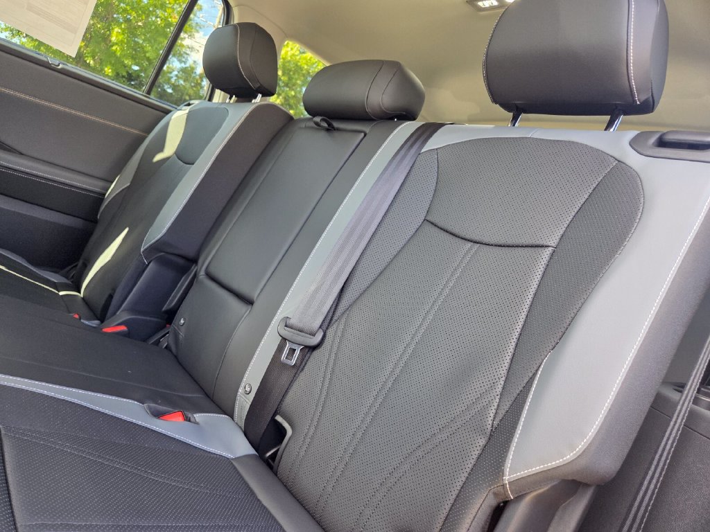 New 2027 Volkswagen Atlas SE FWD image 24