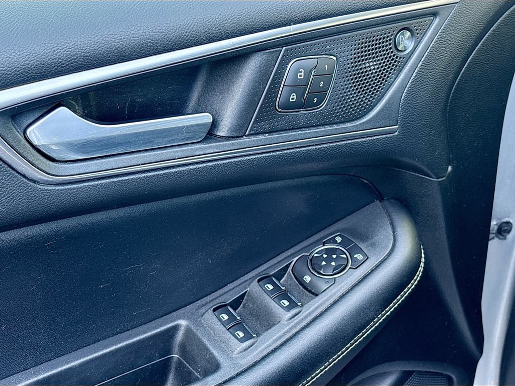 Used 2022 Ford Edge ST AWD/4WD image 17