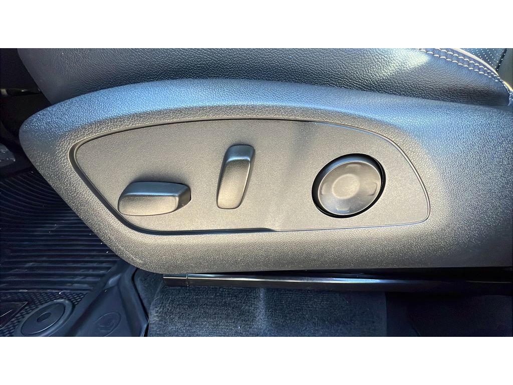 Certified 2026 Chevrolet Traverse High Country w/ LPO, Floor Liner Package image 25