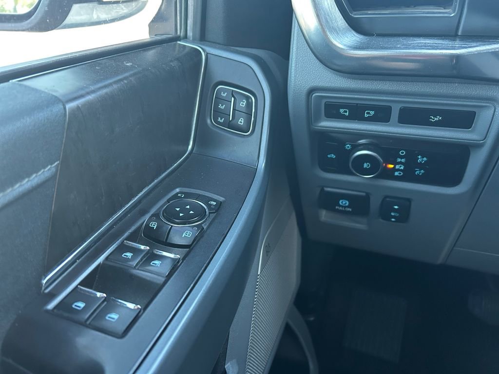 Used 2023 Ford F150 Lariat AWD/4WD image 18