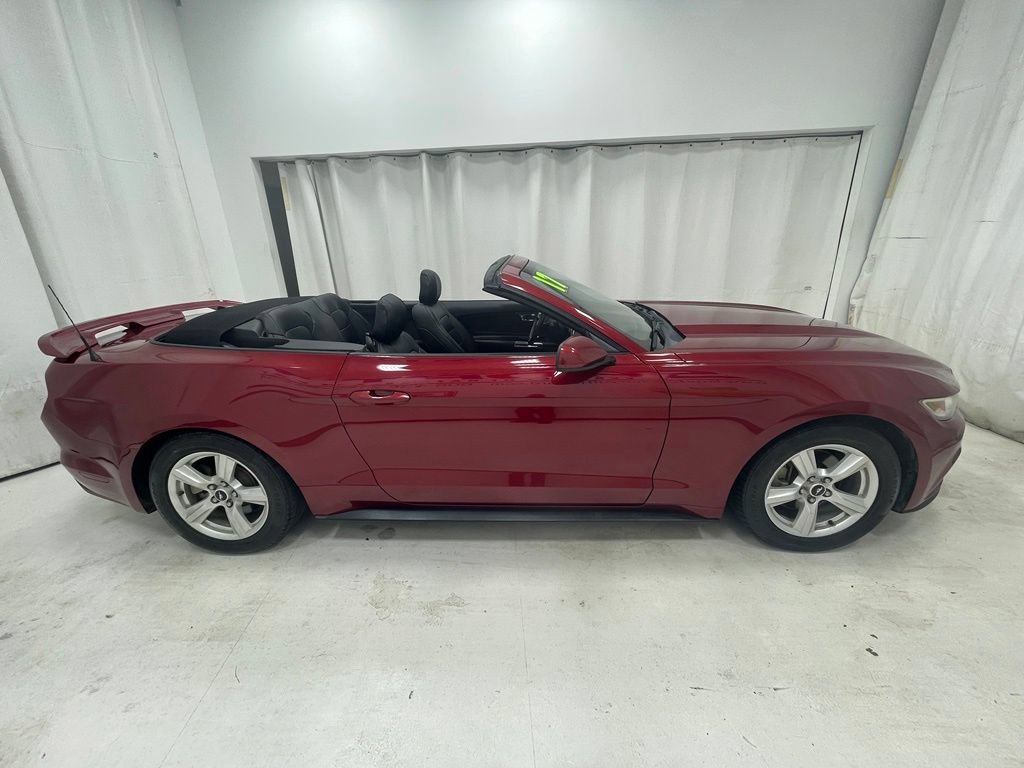Used 2017 Ford Mustang Convertible RWD image 13