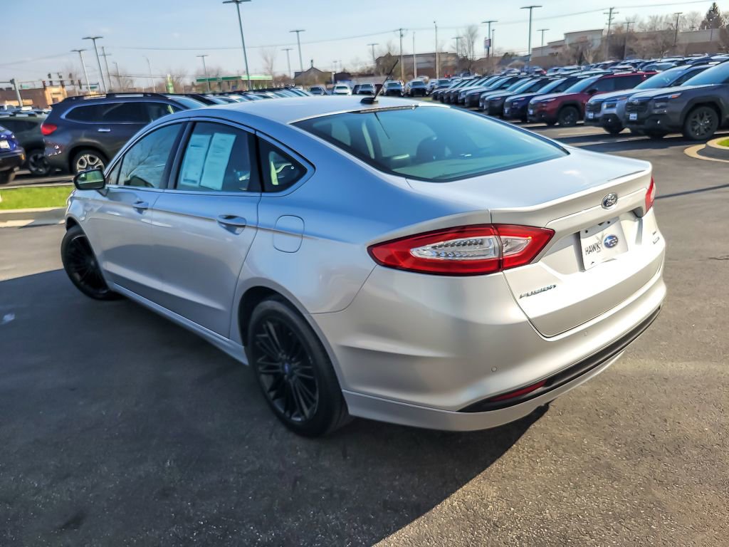 Used 2014 Ford Fusion SE w/ Equipment Group 202A image 6