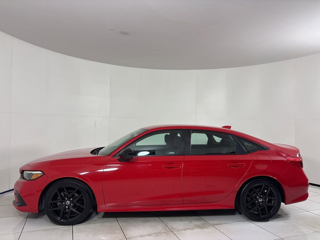 Used 2022 Honda Civic Sport image 2