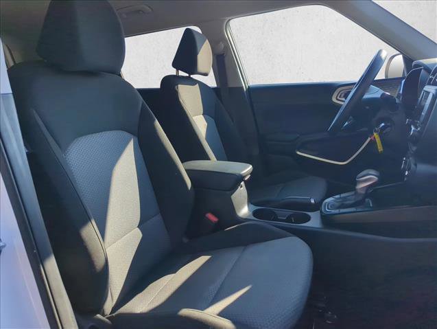 Used 2024 Kia Soul LX w/ Option Group 015 image 25