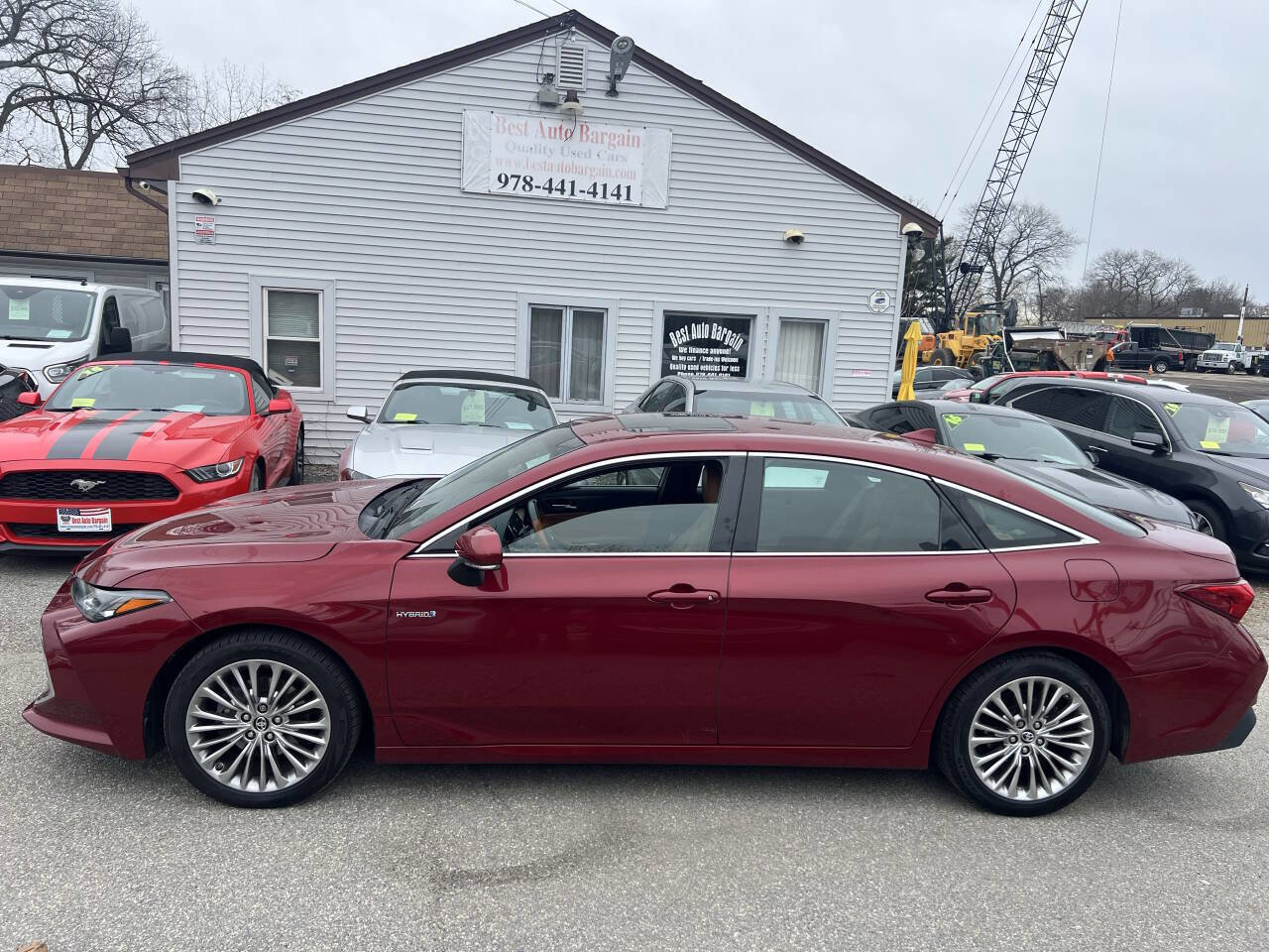 Used 2019 Toyota Avalon Limited w/ Advanced Safety Package image 2