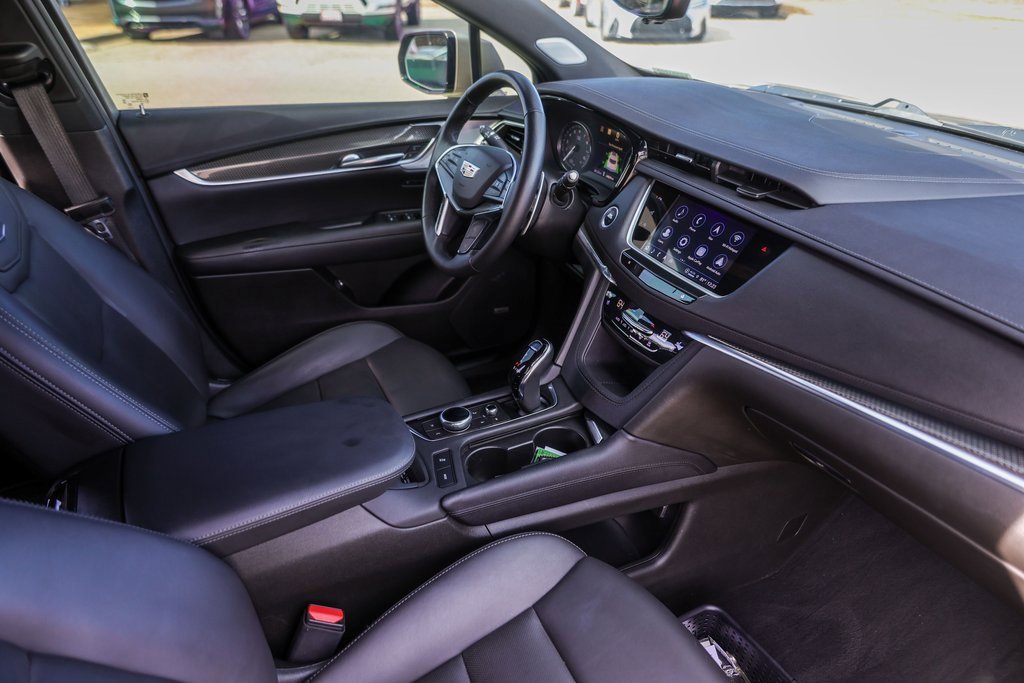 Used 2023 Cadillac XT5 Sportv w/ Technology Package image 31