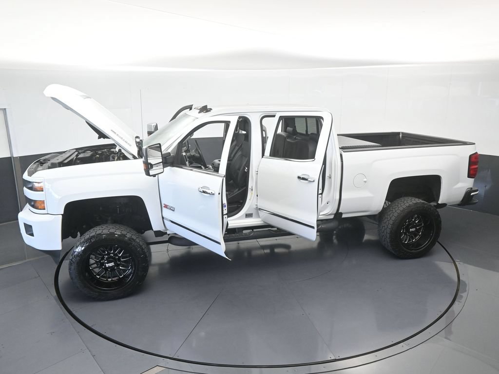 Used 2018 Chevrolet Silverado 2500 LTZ w/ Duramax Plus Package AWD/4WD image 74