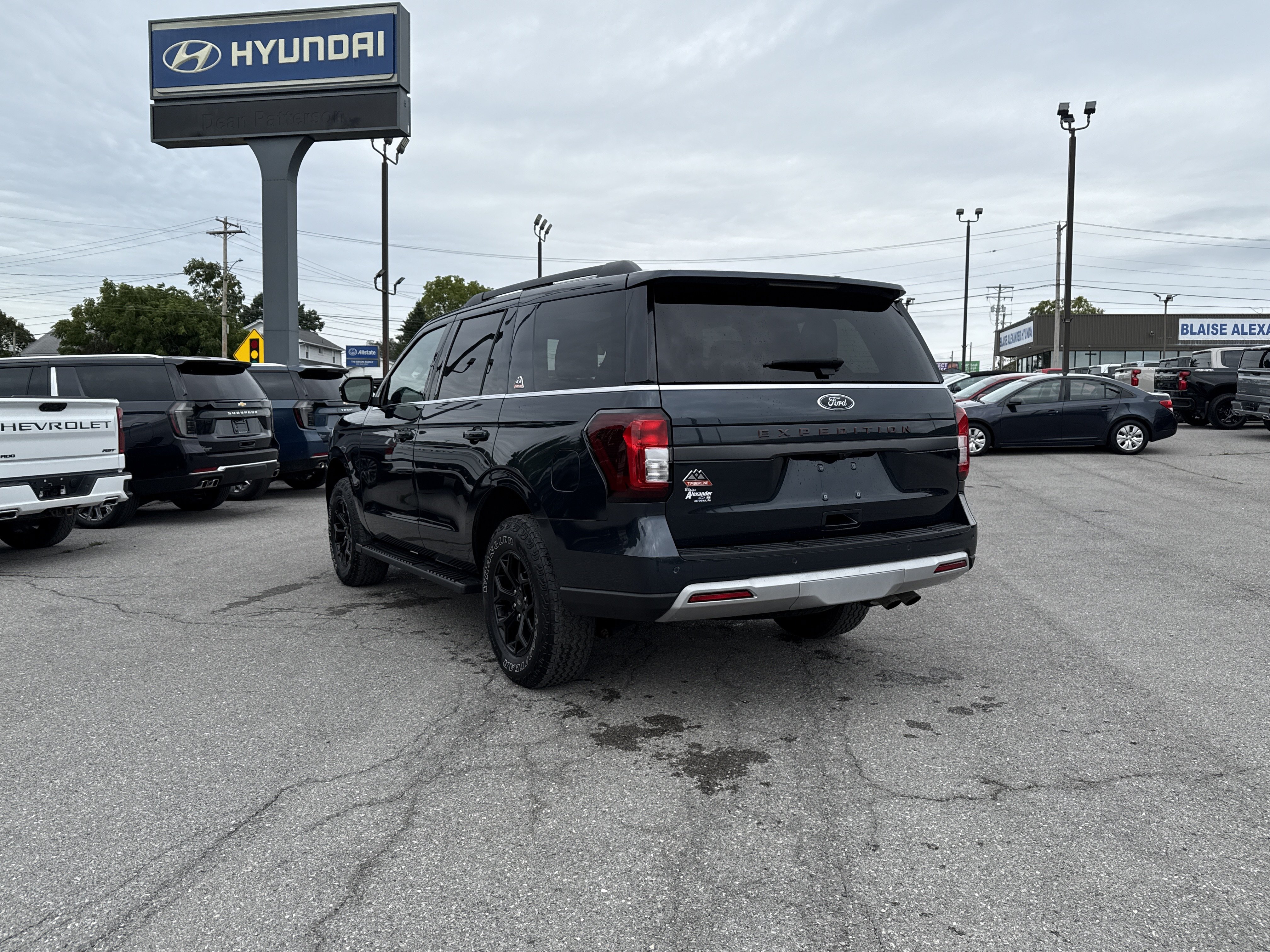 Used 2024 Ford Expedition Timberline AWD/4WD image 6