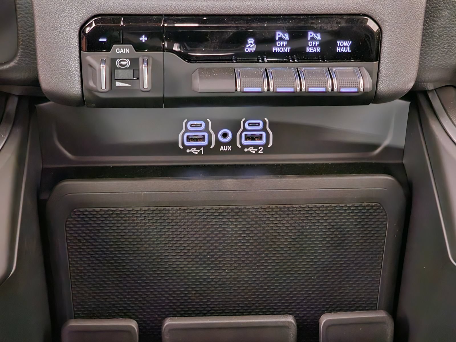 New 2026 RAM 1500 Big Horn AWD/4WD image 13