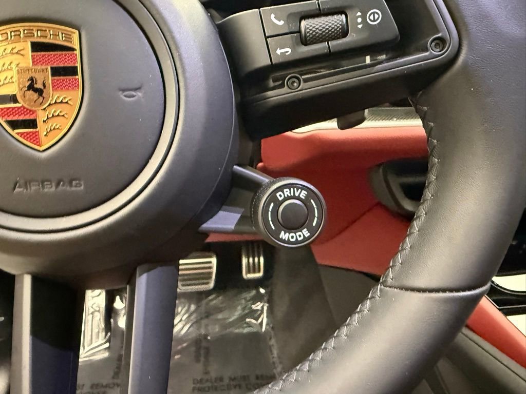 Used 2025 Porsche Cayenne S image 15