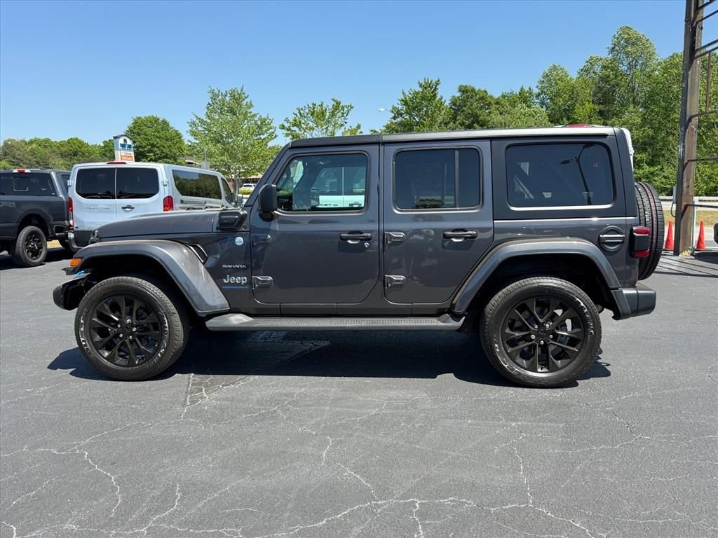 Used 2023 Jeep Wrangler Unlimited Sahara w/ Cold Weather Group image 7
