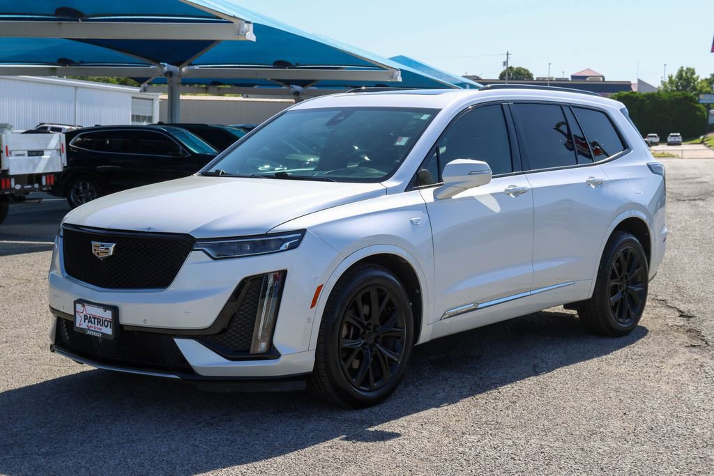 Used 2020 Cadillac XT6 Sport w/ Platinum Package AWD/4WD image 6