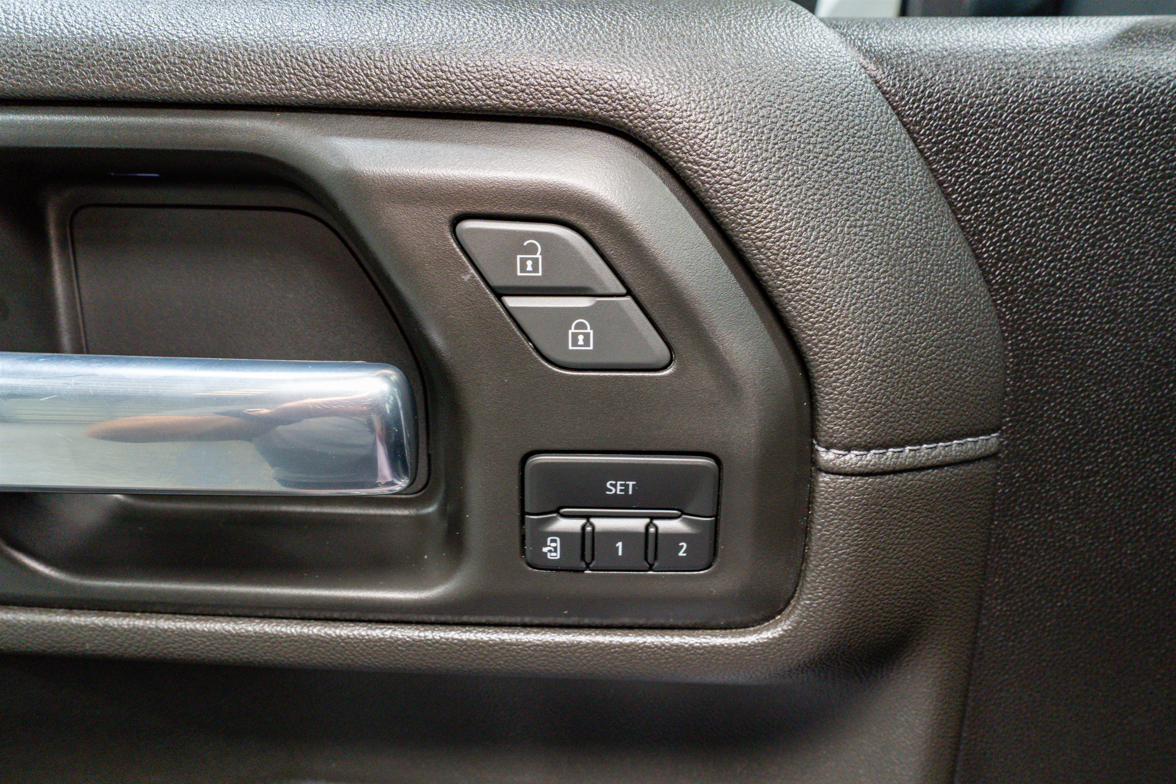 Used 2023 Chevrolet Silverado 3500 High Country image 18