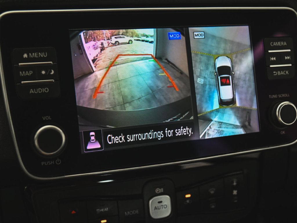 Used 2023 Nissan Leaf SV Plus FWD image 18
