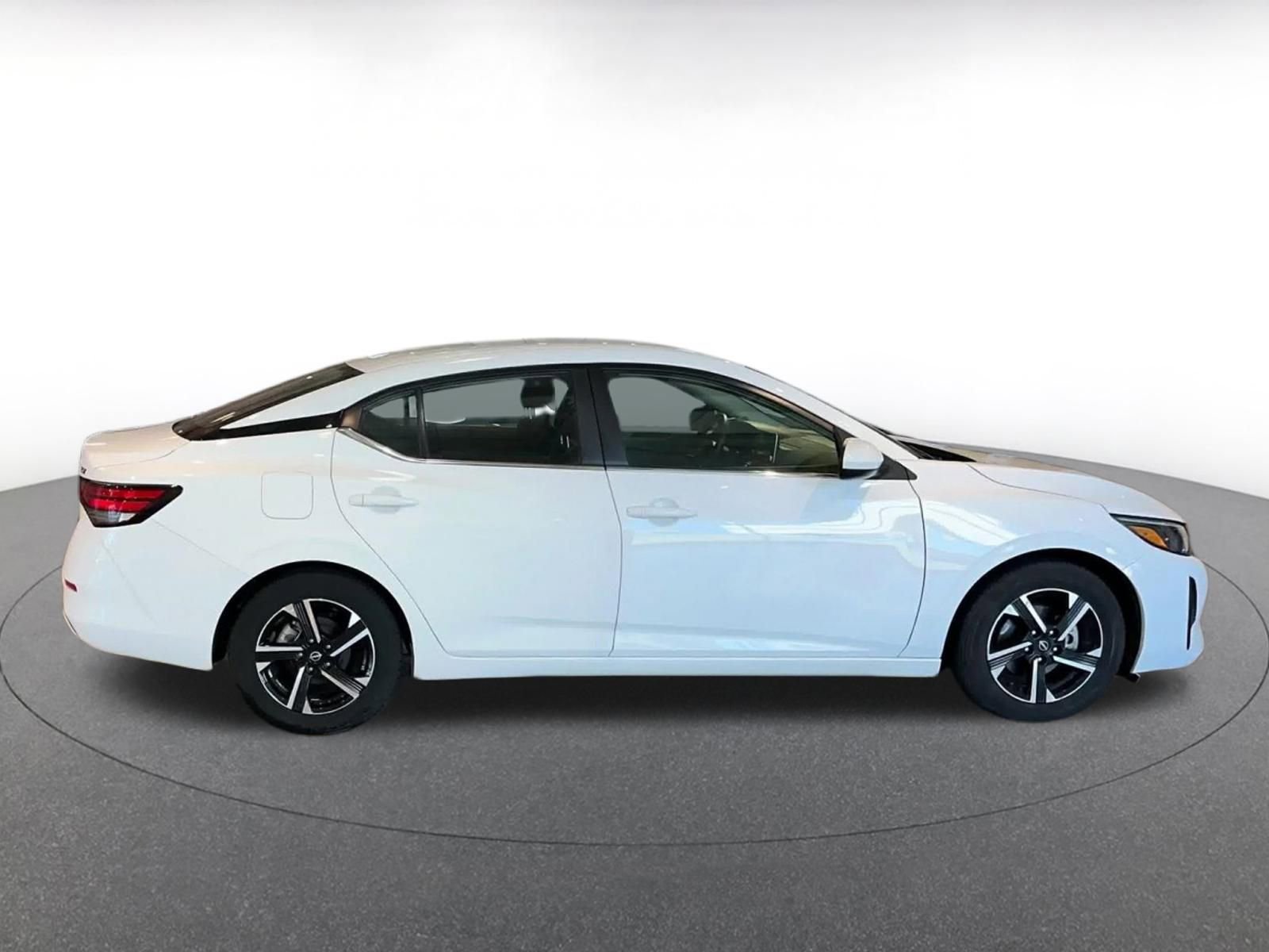 Used 2024 Nissan Sentra SV image 16