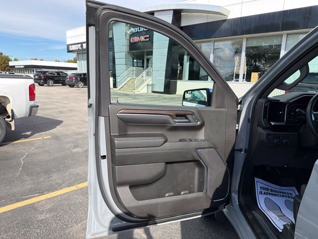 Certified 2024 Chevrolet Silverado 1500 LT AWD/4WD image 13