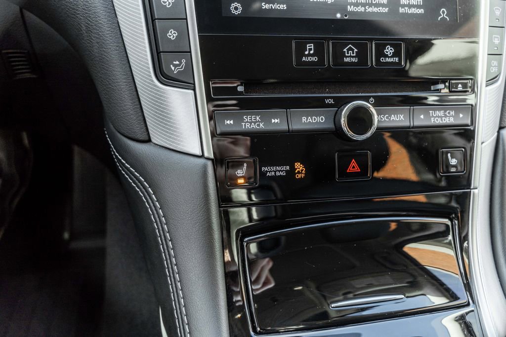 Used 2021 INFINITI Q50 Luxe image 7