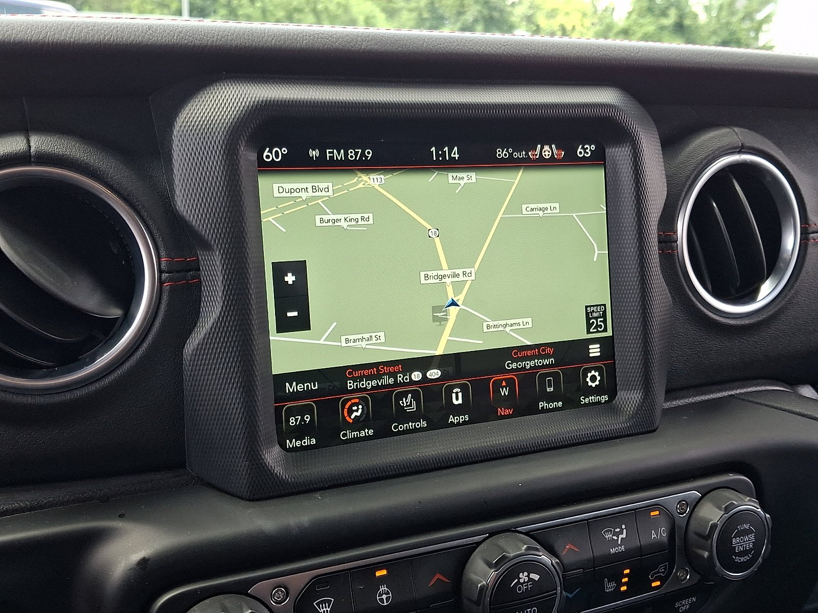 Used 2020 Jeep Gladiator Rubicon AWD/4WD image 18