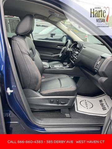 Certified 2024 Nissan Pathfinder SL AWD/4WD image 17