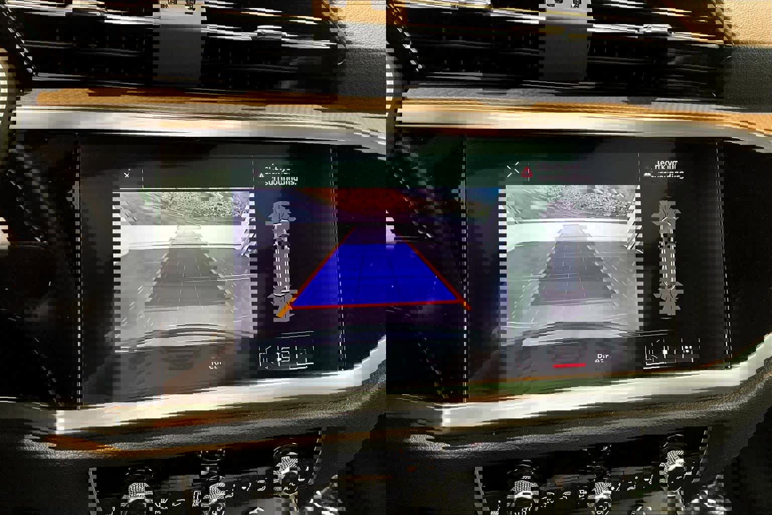 Certified 2021 Audi Q3 2.0T Premium w/ Convenience Package AWD/4WD image 29