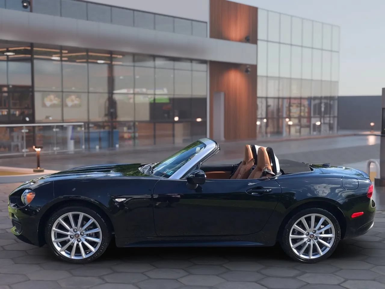 Used 2017 FIAT 124 Spider Lusso RWD image 8