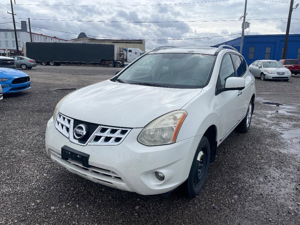 Used 2013 Nissan Rogue SL FWD image 2