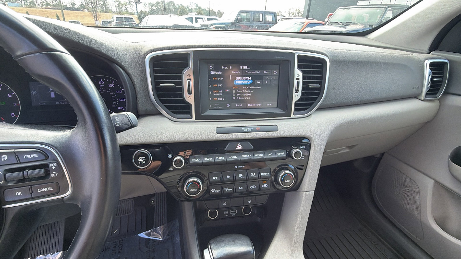 Used 2018 Kia Sportage EX image 32