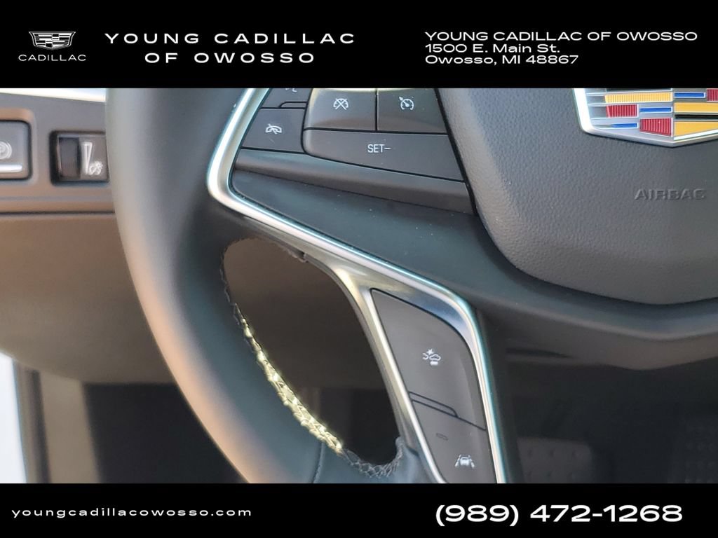 Certified 2025 Cadillac XT5 Luxury w/ LPO, Floor Liner Package AWD/4WD image 12