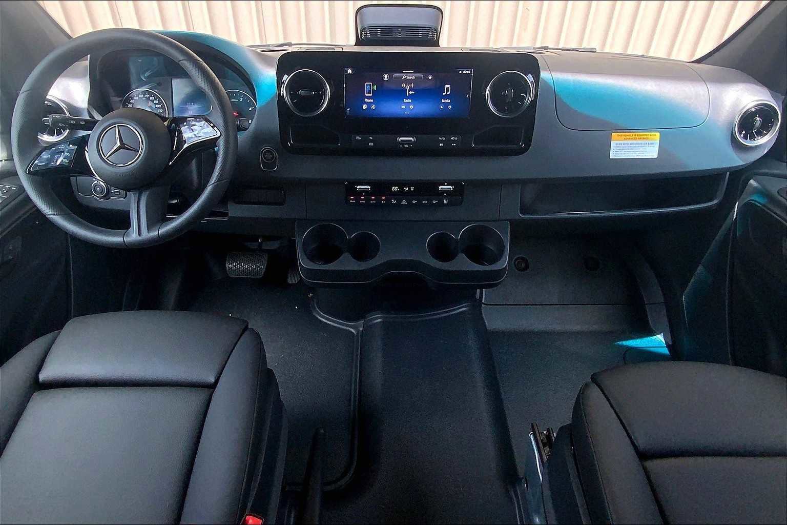 New 2025 Mercedes-Benz Sprinter 2500 image 16