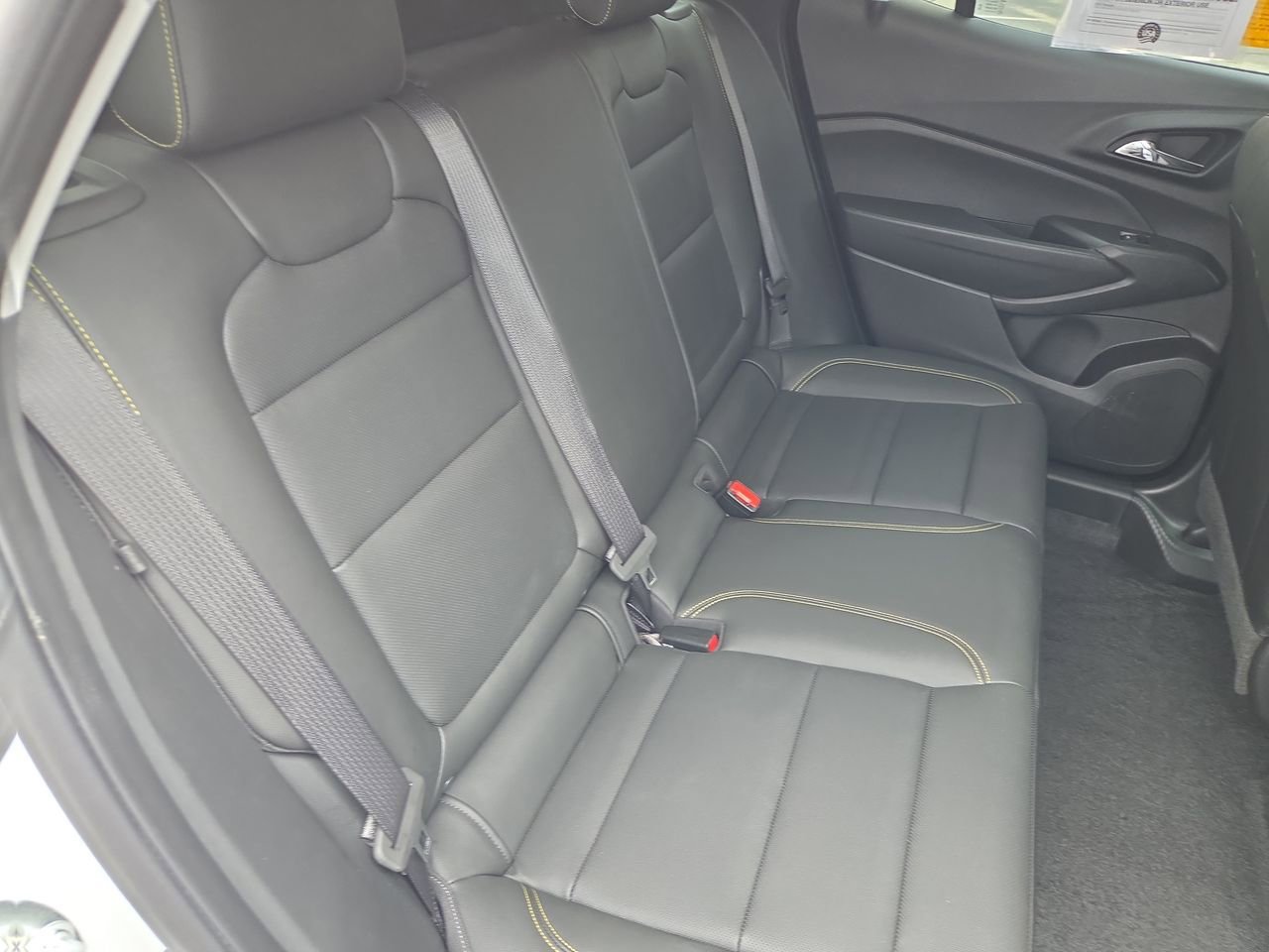 Used 2025 Chevrolet Trax ACTIV w/ Driver Confidence Package FWD image 22