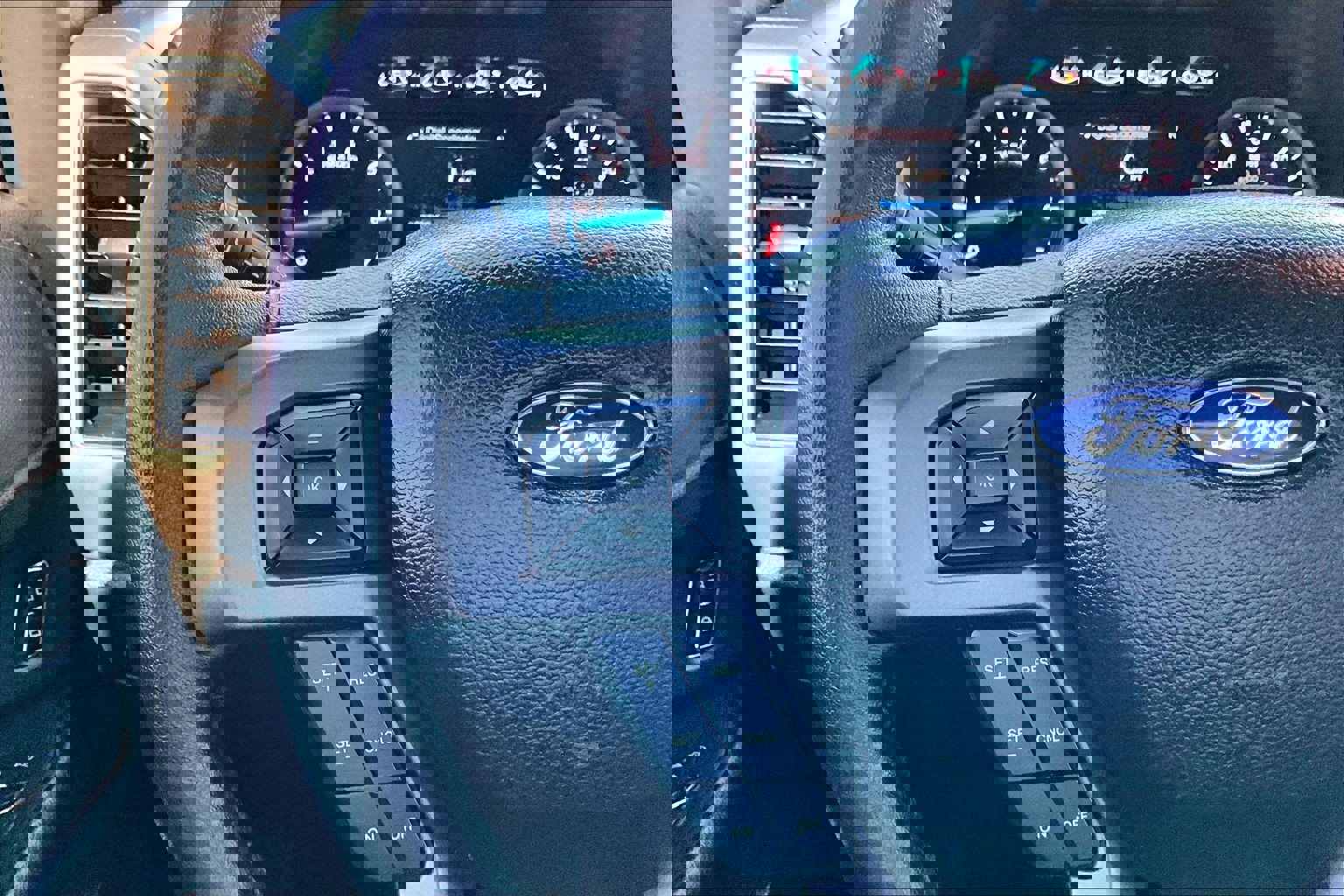 Used 2019 Ford Expedition XLT w/ Equipment Group 201A image 11