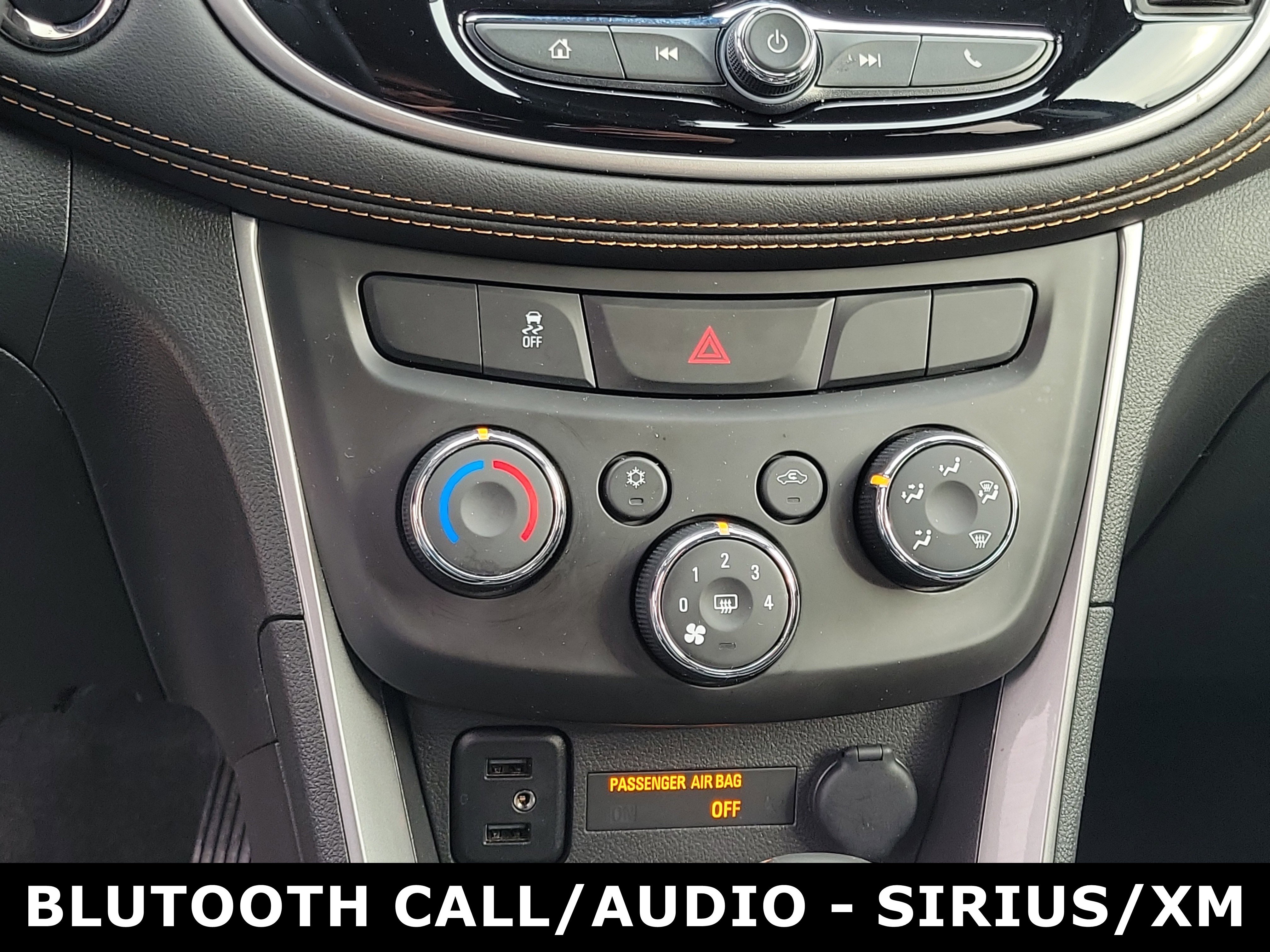 Used 2022 Chevrolet Trax LT w/ LT Convenience Package image 27