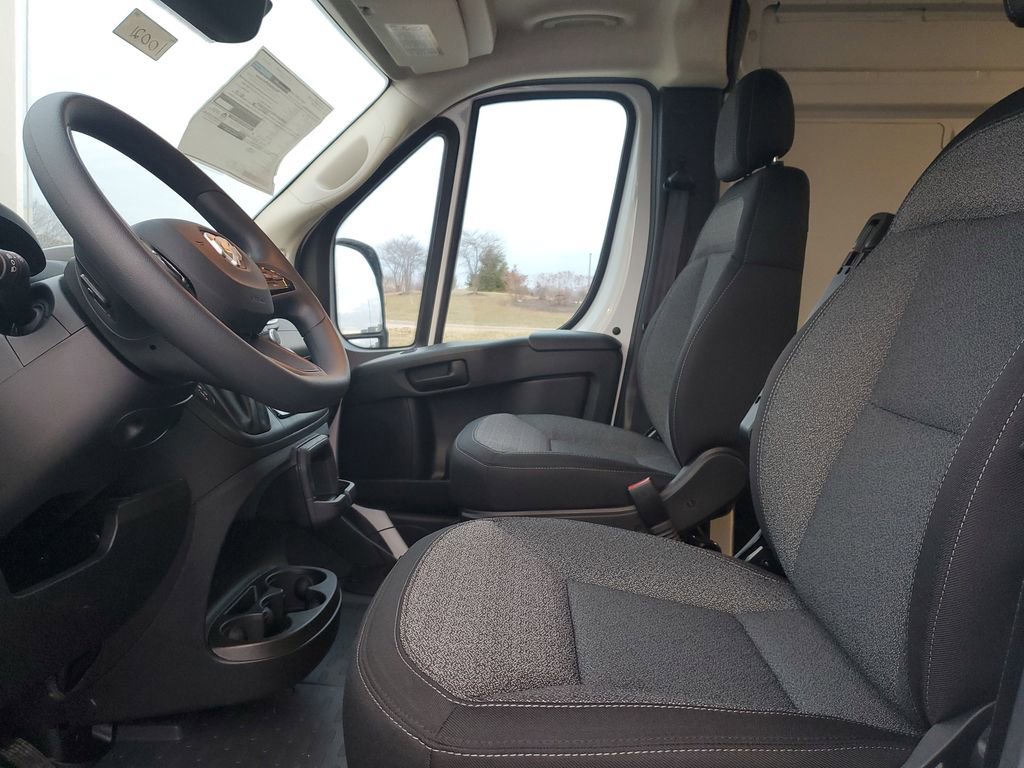 New 2025 RAM ProMaster 1500 w/ Quick Order Package 22G SLT image 15